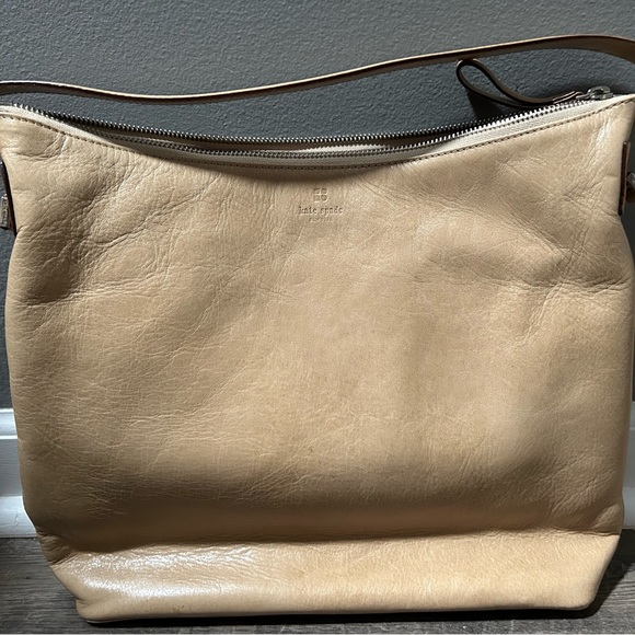 kate spade Handbags - Kate Spade NY Beige Shoulder Purse